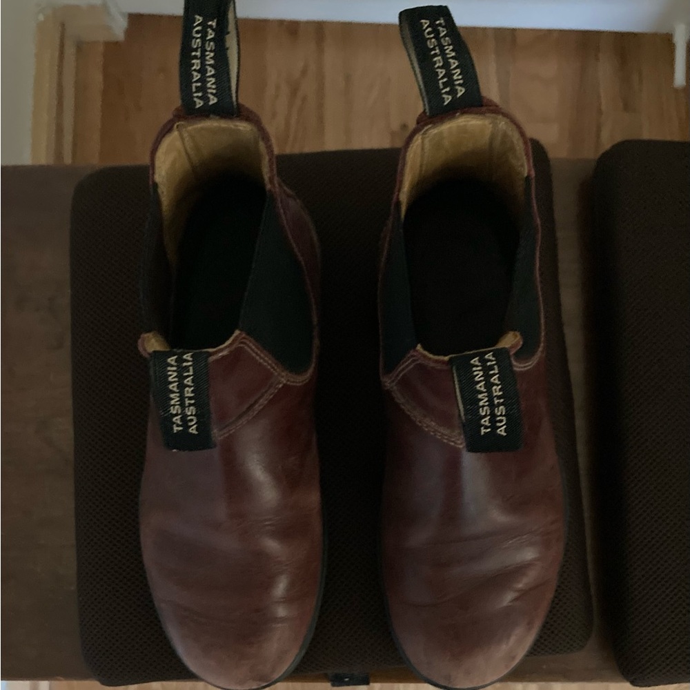 Blundstone Chelsea Boots - Size M7